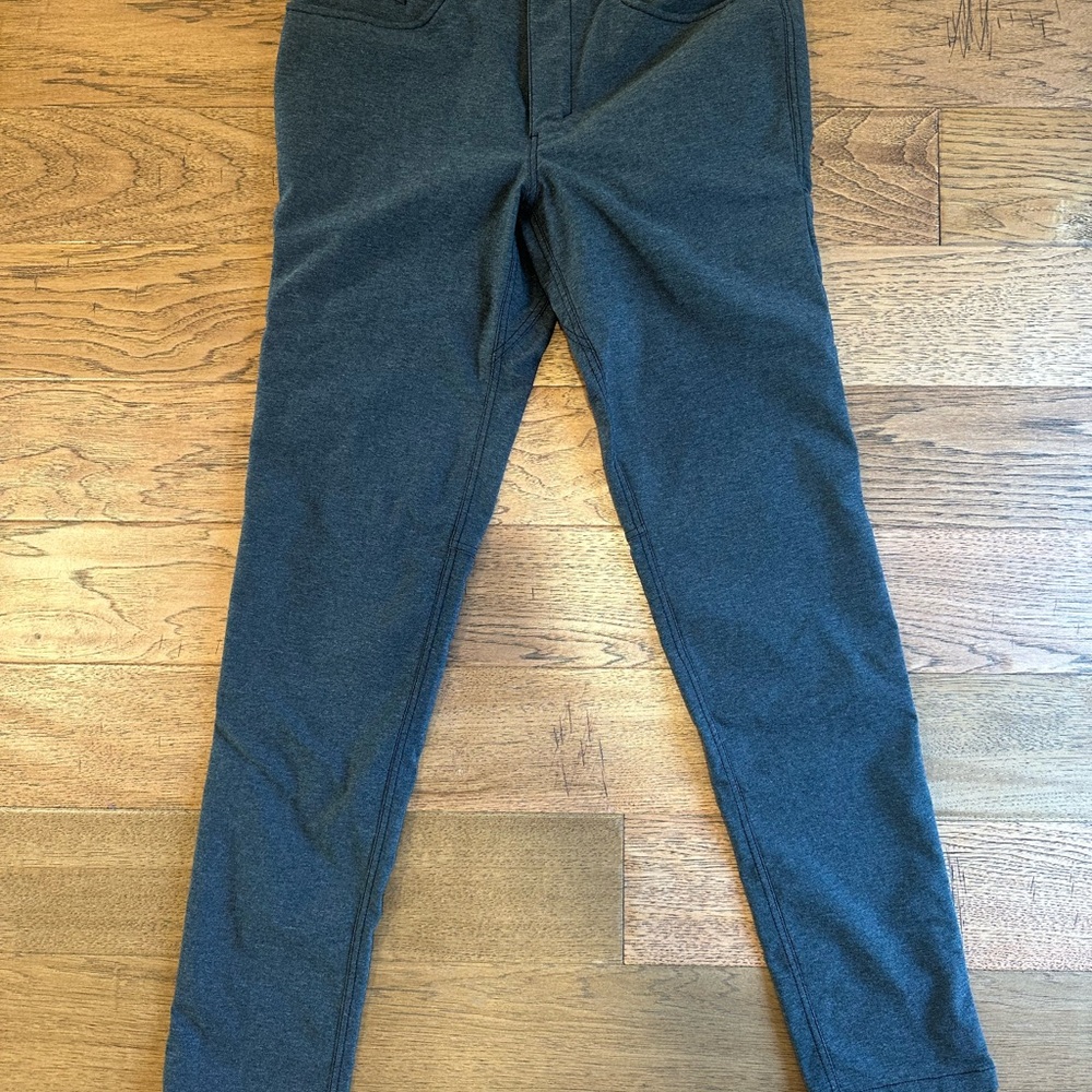 Lululemon ABC Slim Warpstreme Pants 30/33 Heather Gray Comfort Stretch Fit